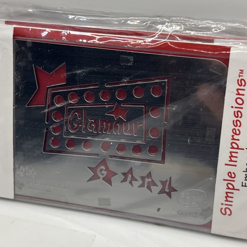 SIZZIX Simple Impressions Embossing Folder GLAMOUR GIRL & MY LIPS‎ ARE SEALED - Picture 3 of 5